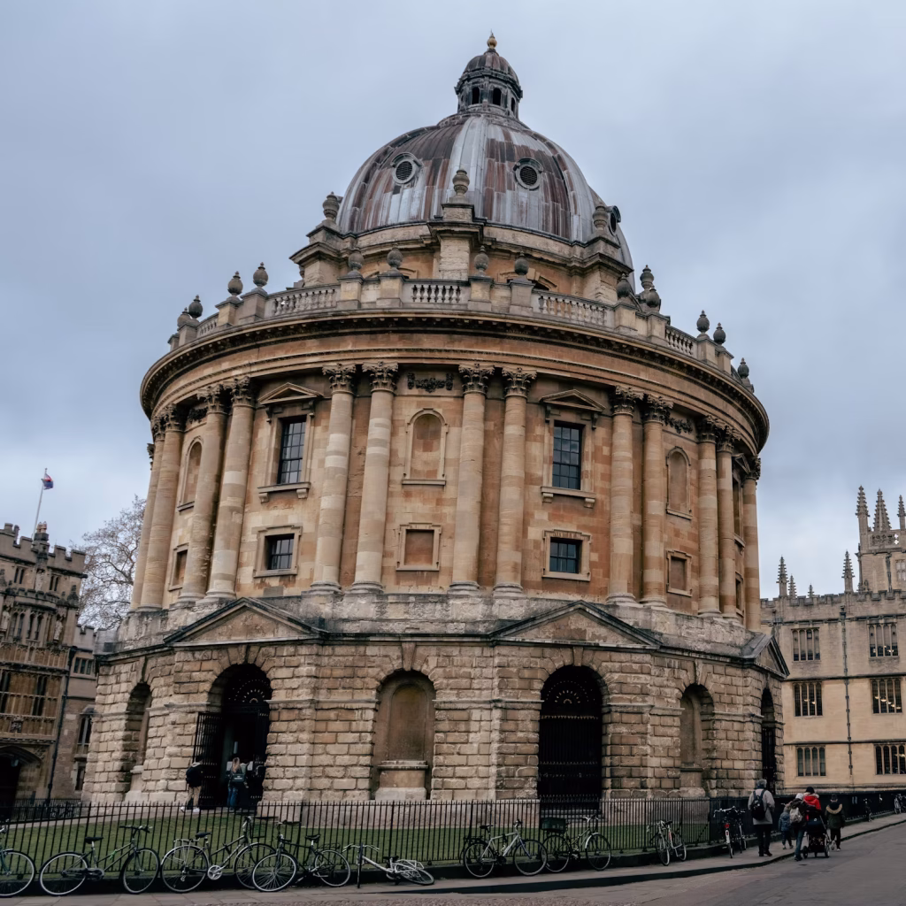 Oxford University library, the rad cam (radcliffe camera), where ambitious students study at one of the top universities in the world